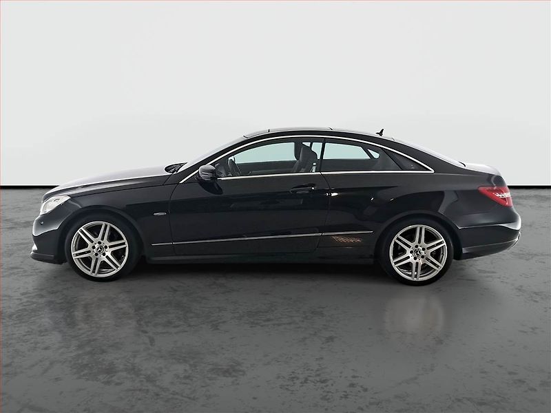 Mercedes-Benz Třídy E (2012) E 300 CDI, Automat, Kůže - fotka 3 z 17