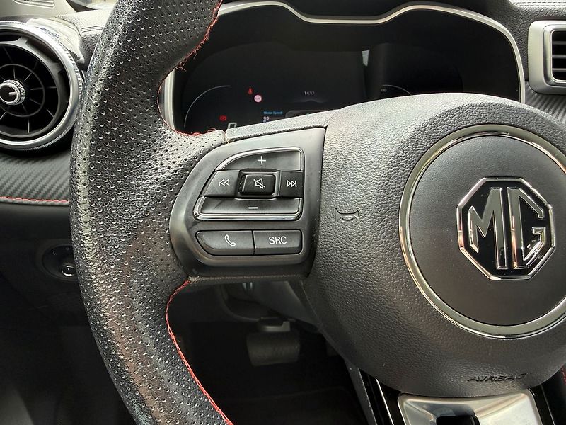 MG ZS Standart PRODÁNO - fotka 22 z 32