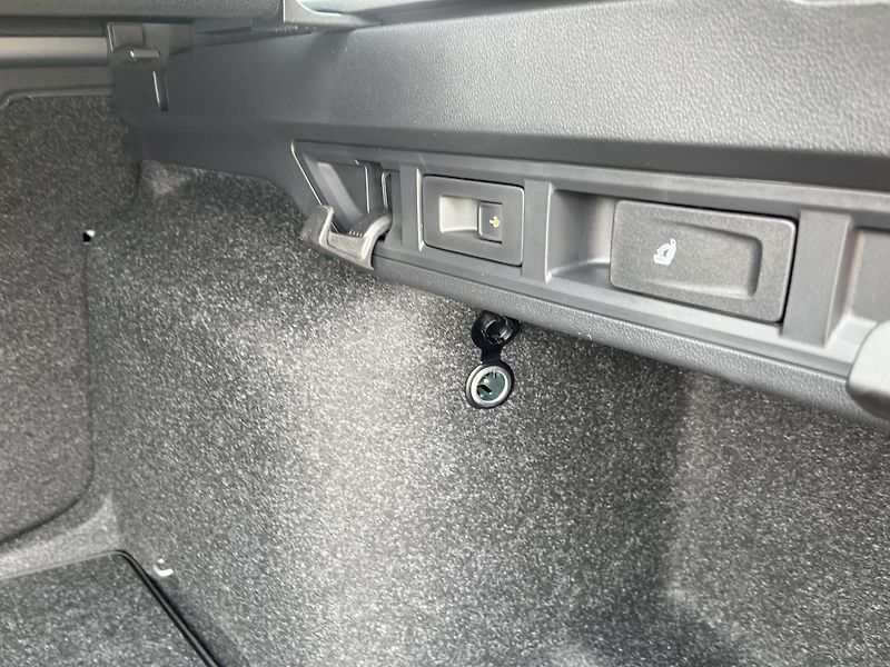 Škoda Octavia 2.0TDI TOP SELECTION - fotka 24 z 25
