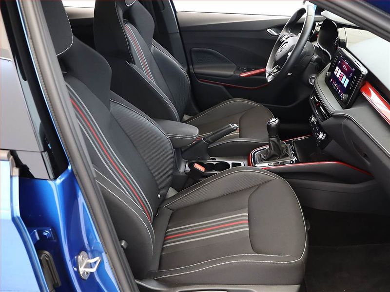 Škoda Fabia (2023) Monte Carlo 1.0 TSI - fotka 7 z 19
