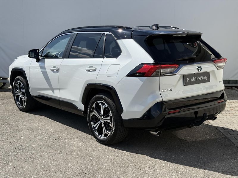 Toyota RAV4 2,5 Executive, 4x4, PHEV - fotka 4 z 20