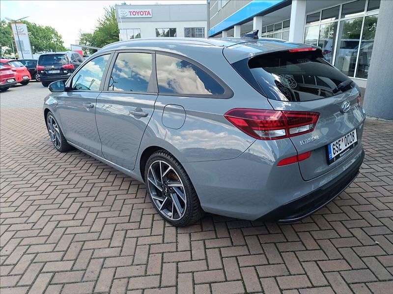 Hyundai i30 1,5 T-GDi, DCT N-line - fotka 7 z 18