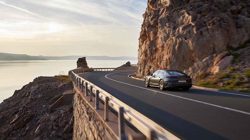 Česká premiéra Porsche Panamera v pražském bytě
