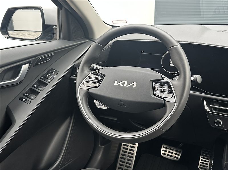 Kia Niro 1,6 GDI PHEV 184PS  Spirit A/T - fotka 22 z 54