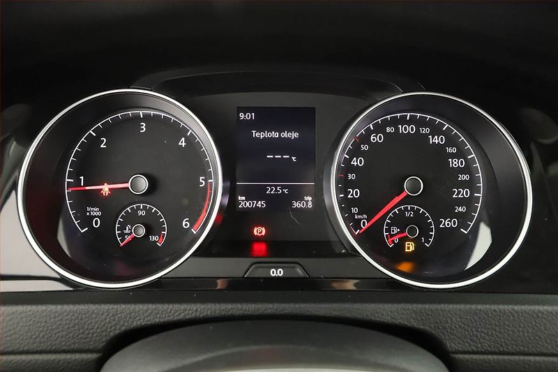 Volkswagen Golf (2019) 2.0 TDI, Serv.kniha, Tempomat - fotka 8 z 15