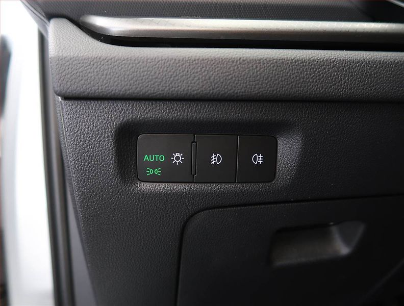 Škoda Octavia (2023) Ambition 2.0 TDI - fotka 25 z 25
