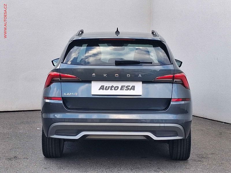 Škoda Kamiq (2021) 1.0 TSi, Style - fotka 5 z 19