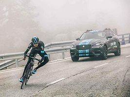 Jaguar F-Pace.