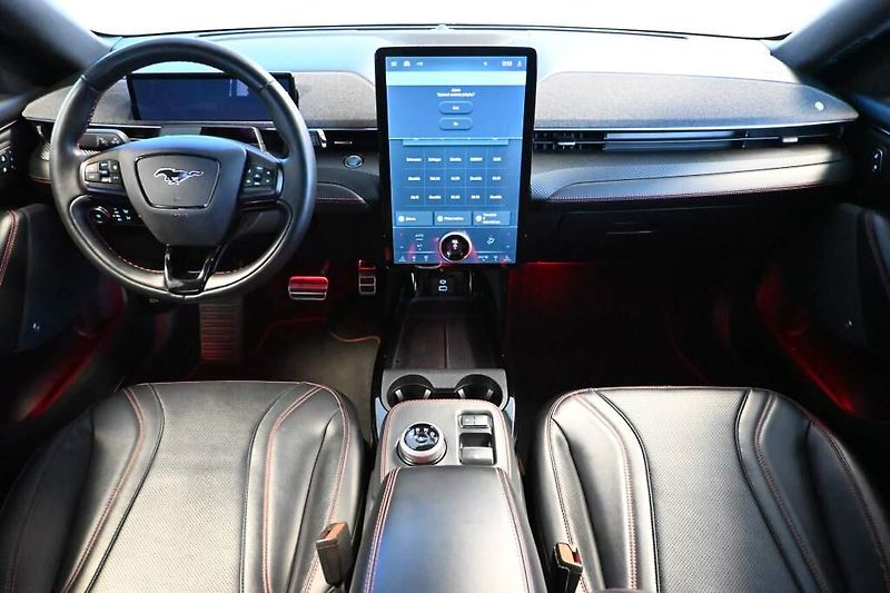 Ford Mustang Mach-E (2022) AWD Matrix LED iACC BO PREMIUM - fotka 12 z 42