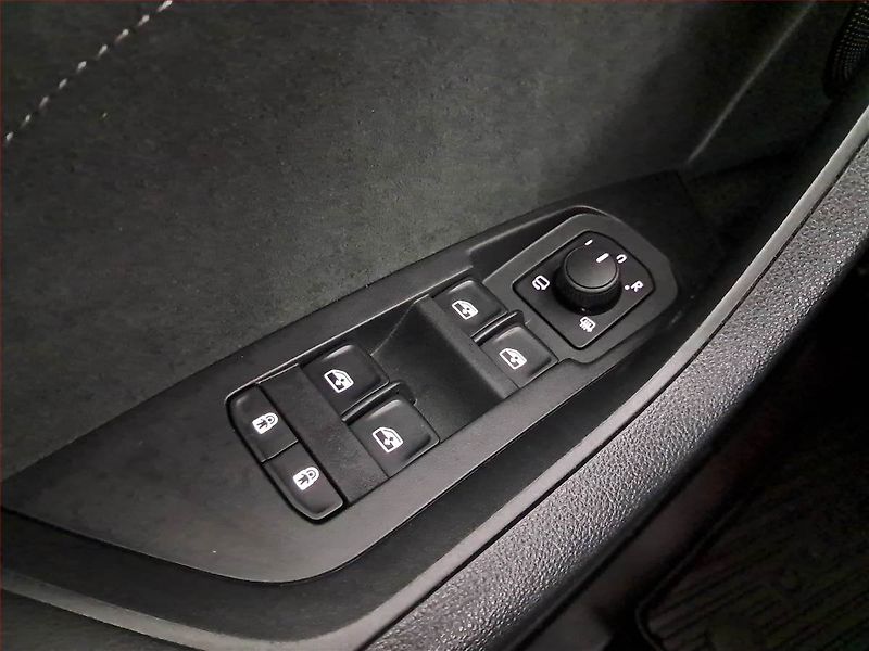 Škoda Kodiaq (2023) 2.0 TDI - fotka 18 z 24