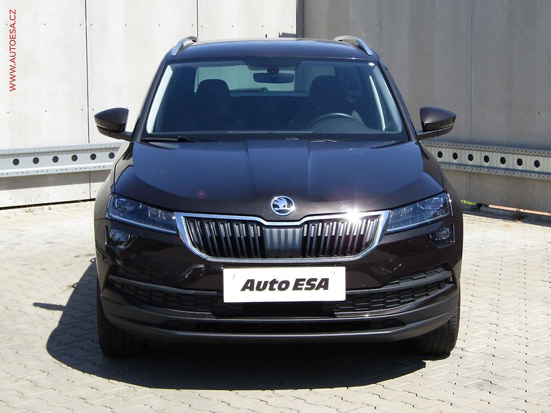 Škoda Karoq (2019) 1.6TDi, ČR, DSG, navi - fotka 2 z 21