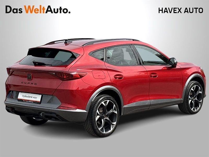 Cupra Formentor (2024) 1.5 TSI DSG - fotka 2 z 32