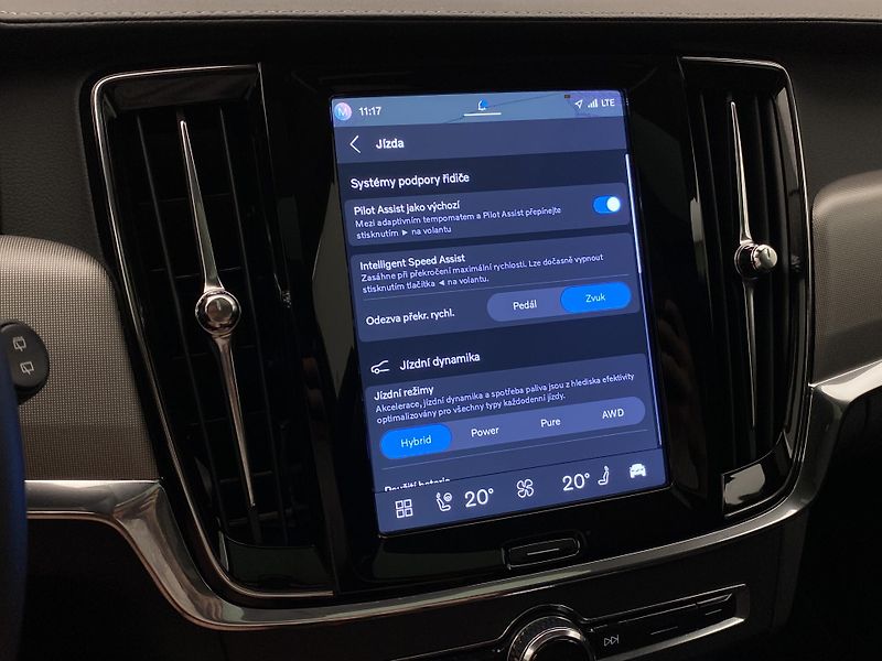 Volvo V90 T6 AWD RECHARGE DARK PLUS AUT - fotka 48 z 62