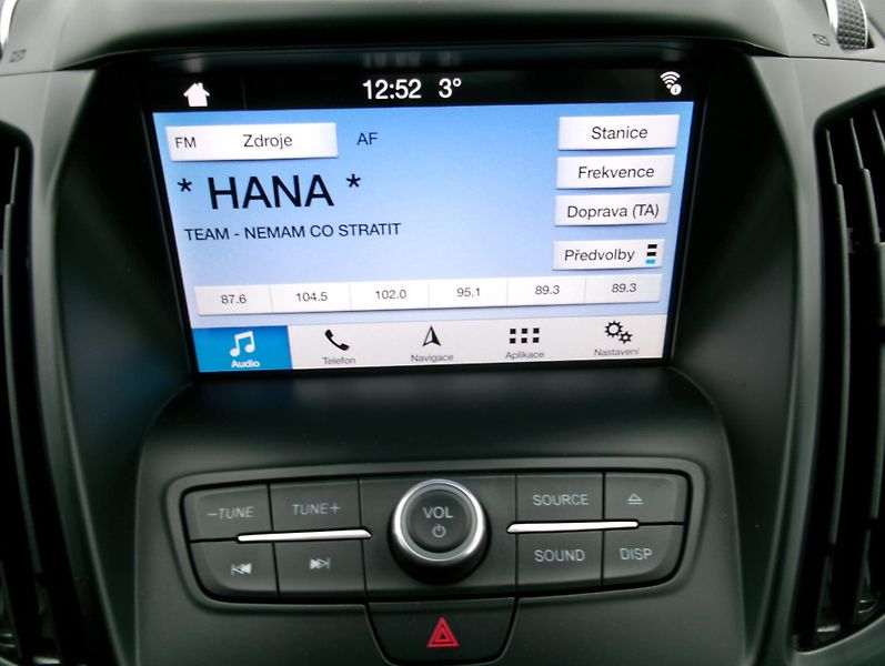 Ford Kuga (2019) 2,0TDCi TITANIUM Plus AWD ČR - fotka 26 z 39
