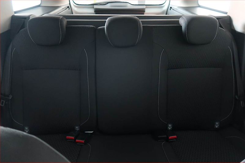 Dacia Logan (2018) 1.0 SCe, ČR,1.maj - fotka 10 z 14