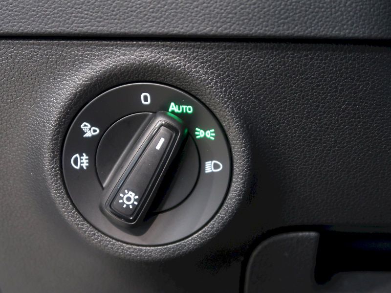Škoda Karoq (2026) SPORTLINE 2.0TDI 110KW 4x4 DSG - fotka 38 z 44