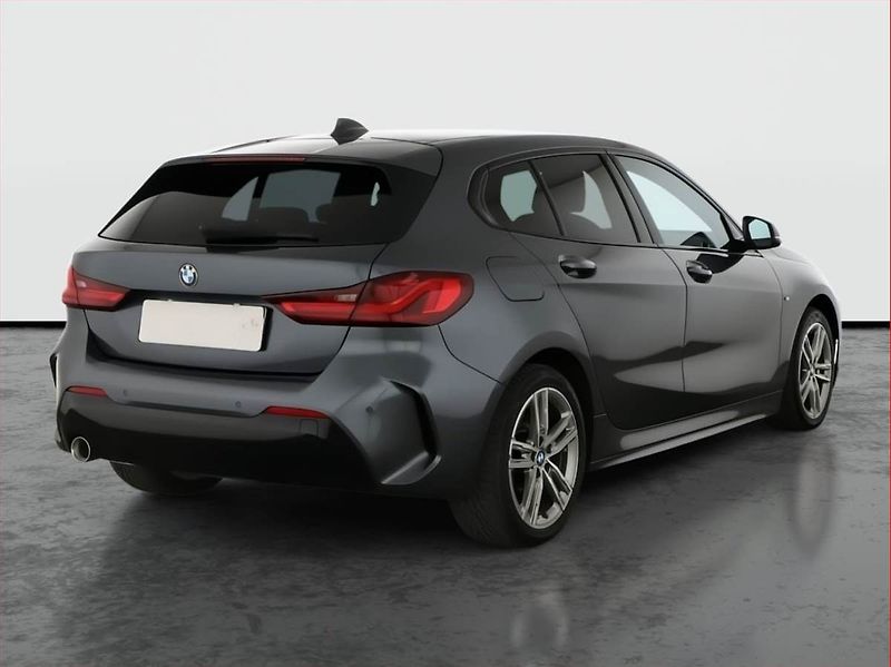 BMW Řada 1 (2021) M Sport 116d - fotka 5 z 21
