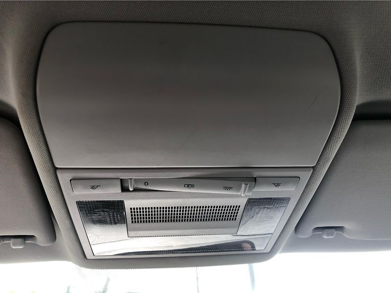 Volkswagen Polo A 1.2 TSi COMFORTLINE - fotka 22 z 29