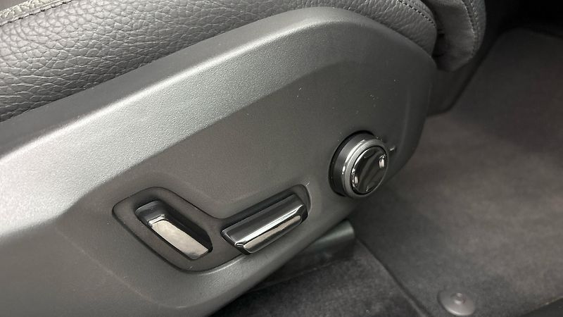 Volvo XC60 2.0 T6 AUT AWD Recharge Inscri - fotka 22 z 32