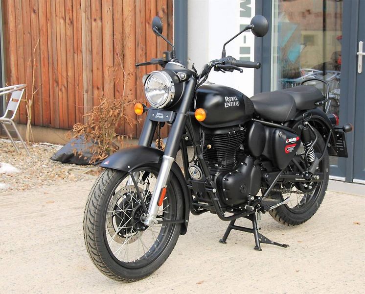Royal Enfield Classic 350 (2026) BLACK - fotka 10 z 25