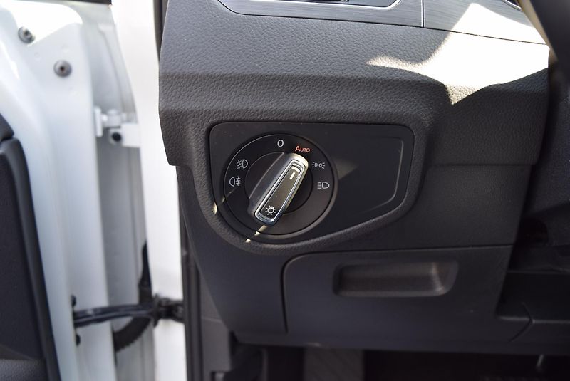 Volkswagen Golf Sportsvan (2020) 1.5TSI EVO 110kw DSG LED TAŽNÉ - fotka 37 z 48