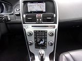 Volvo XC60 (2016) 2.0 D4 140kW OCEAN RACE KRÁSNÉ - náhled 12