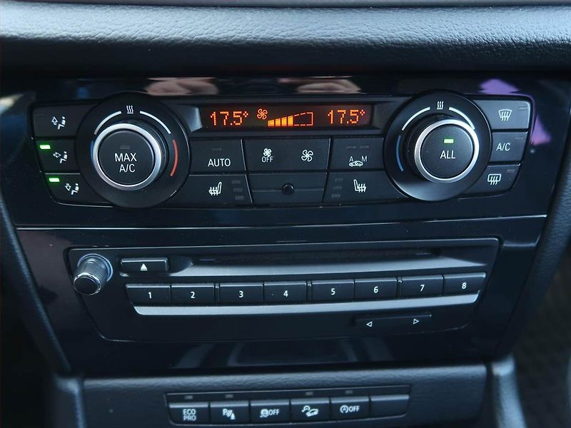 BMW X1 (2015) M Sport sDrive18d, 4X4 - fotka 17 z 21