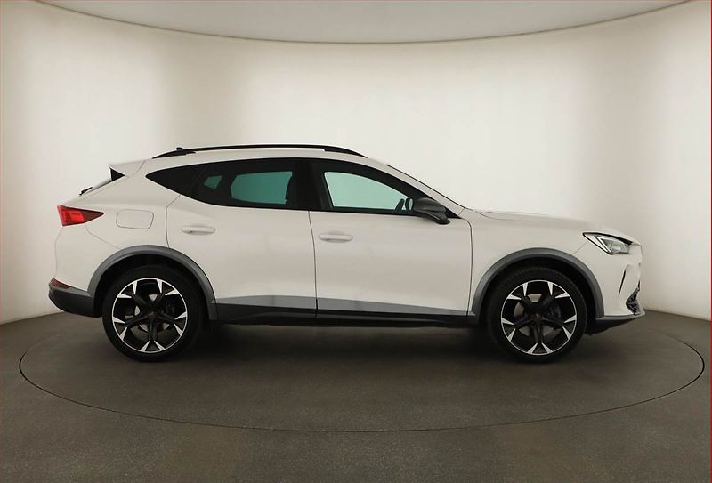 Cupra Formentor (2022) 1.5 TSI - fotka 6 z 16