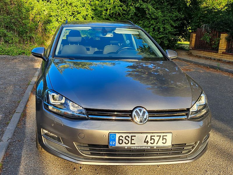 Volkswagen Golf Variant (2016) - fotka 7 z 25