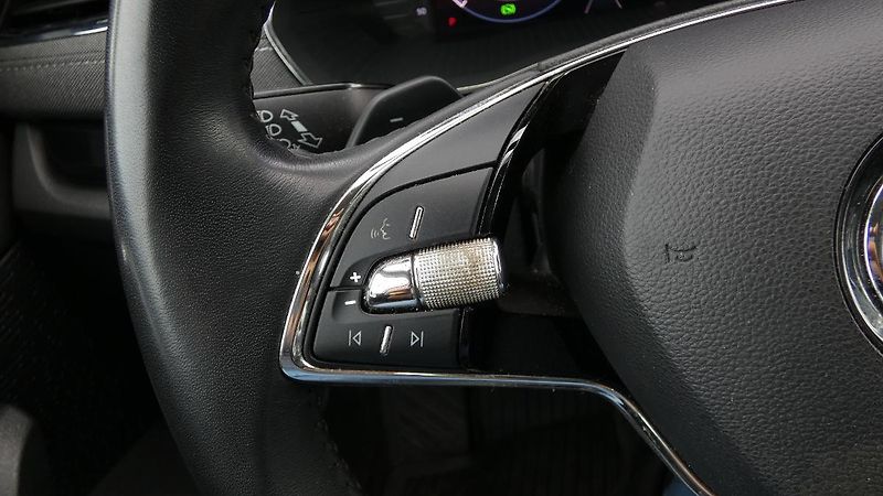 Škoda Octavia 2,0 TDI Style DSG 110 kW - fotka 12 z 24