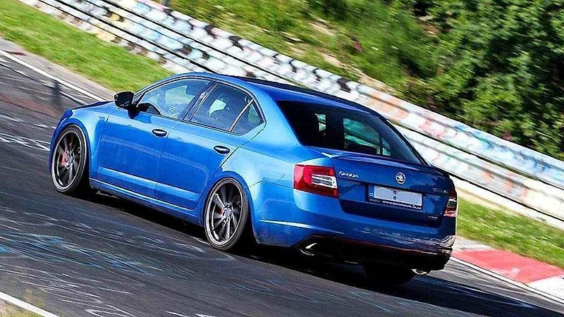 Škoda Octavia RS v úpravě od firmy HotHatchShop.