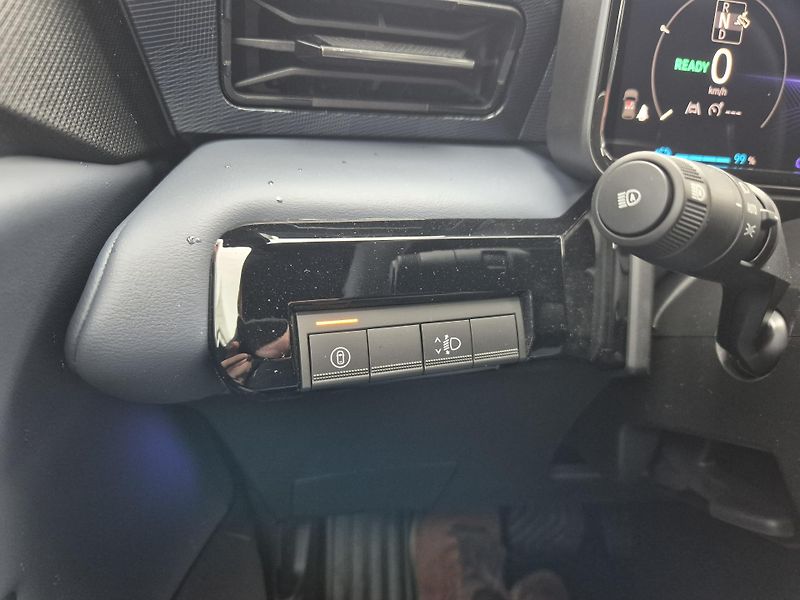 Nissan Micra (2026) EVOLVE 52kWh 150k - fotka 19 z 28