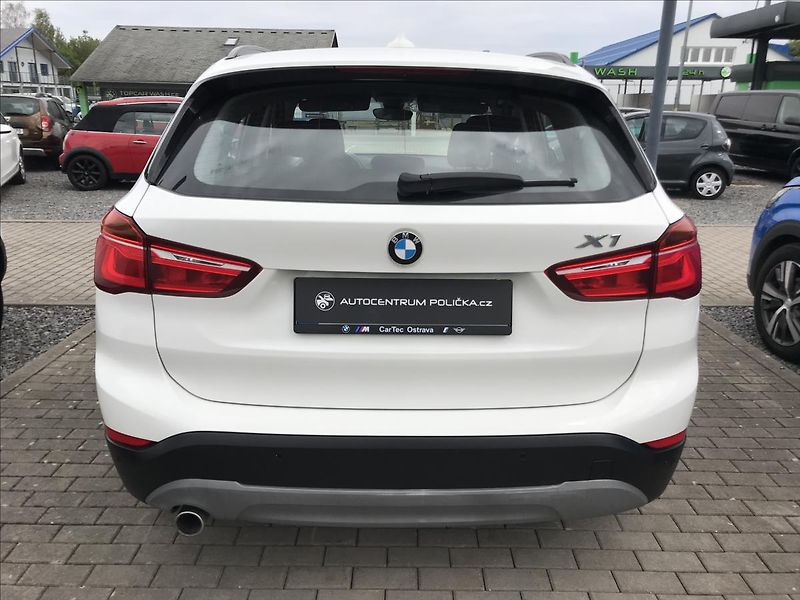 BMW X1 2,0   XDRIVE 4x4 - fotka 5 z 19