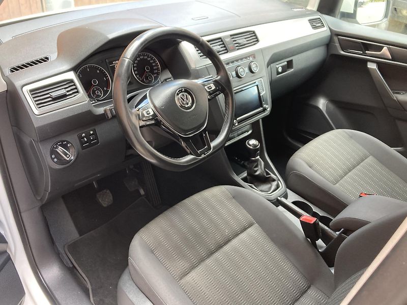 Volkswagen Caddy (2018) MAXI 2,0TDi 7míst  HIGHLINE - fotka 12 z 19