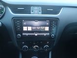 Škoda Octavia (2017) Style 2.0 TDI, Automat, Navi - náhled 12