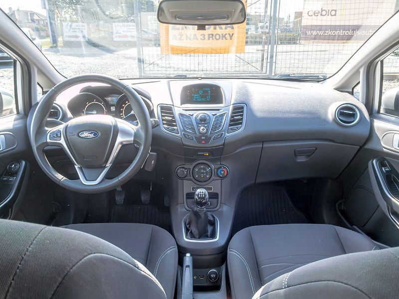 Ford Fiesta (2014) 1.6TDCI 70KW – PO ROZVODECH - fotka 11 z 45