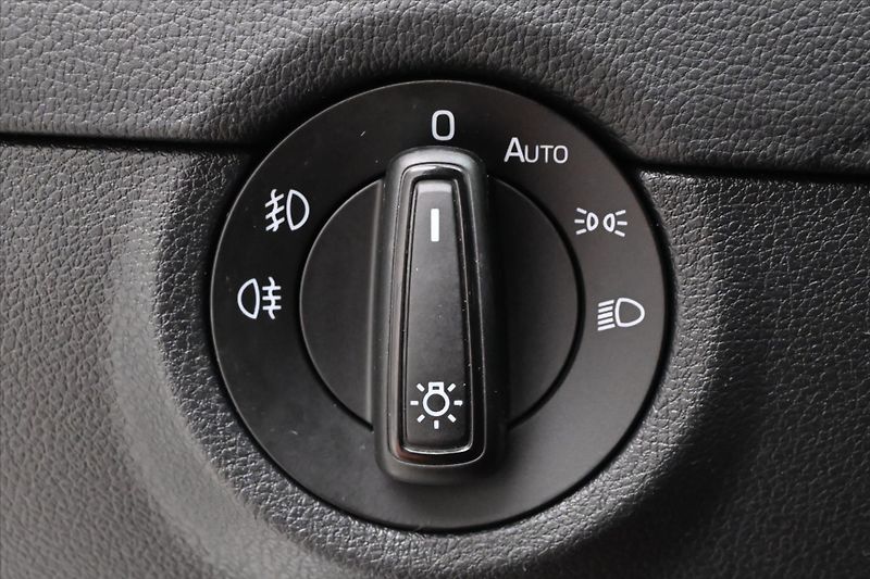 Škoda Octavia 2,0 TDI 110 kW DSG Clever Záru - fotka 25 z 30