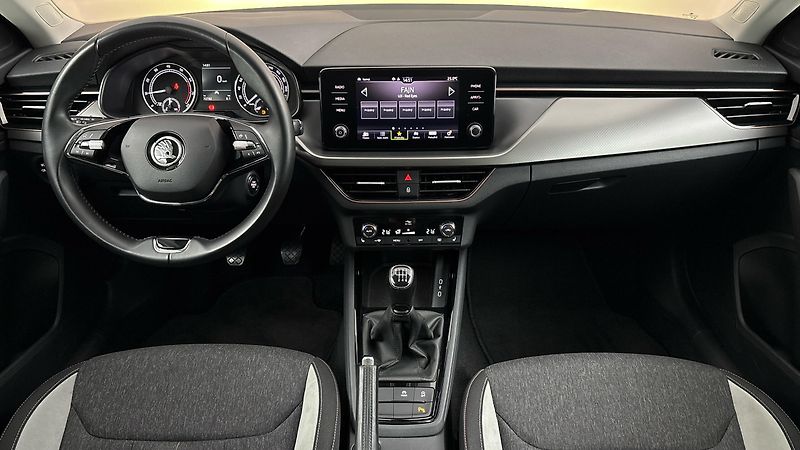 Škoda Scala 1.0 TSI Style - fotka 8 z 26