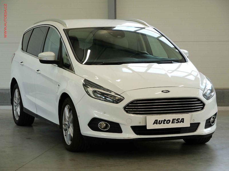 Ford S-MAX (2018) 2.0 TDCi, AT, navi, LED - fotografie inzerátu