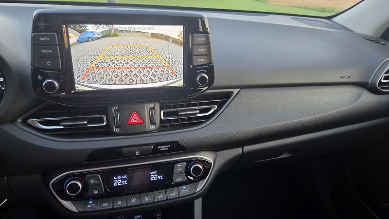 Hyundai i30 (2022) 1.5T-GDI, 118 kW, Smart,CZ,DPH - fotka 29 z 30