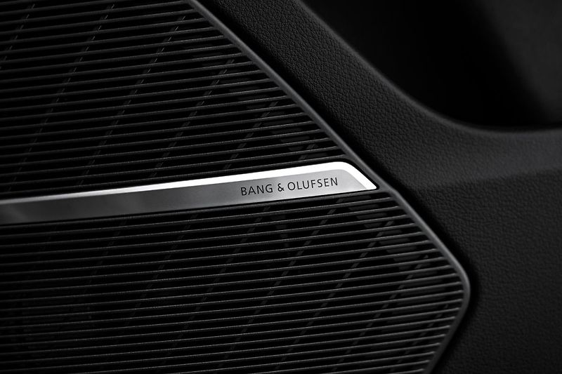 Audi Q8 50TDI Sline Vzduch Laser Masáž - fotka 24 z 25