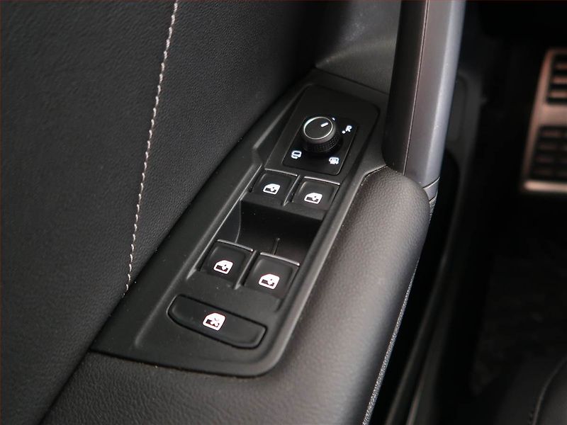 Volkswagen Tiguan (2023) R-Line 2.0 TDI - fotka 16 z 24