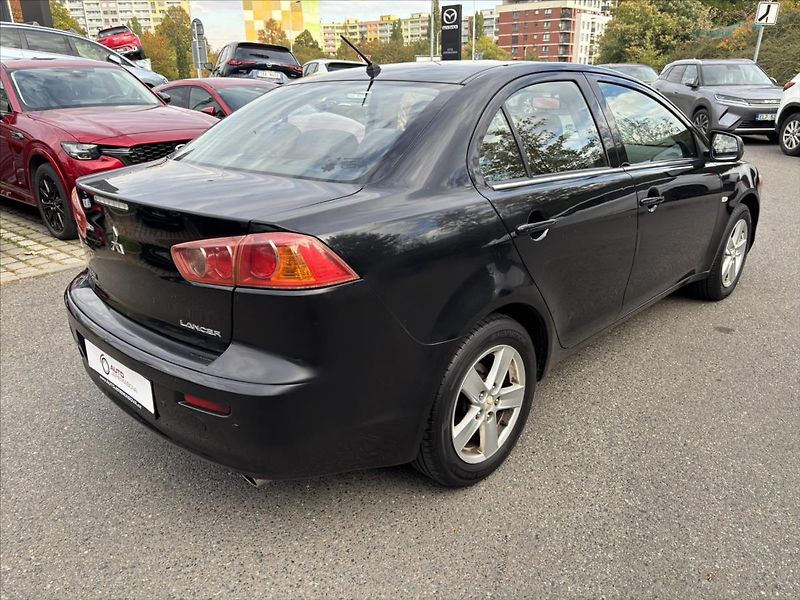 Mitsubishi Lancer 1,8 Mivec 105kW - fotka 5 z 28