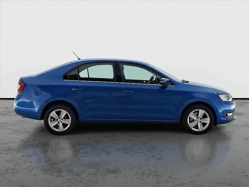 Škoda Rapid (2018) 1.0 TSI, Park. senzory - fotka 6 z 17