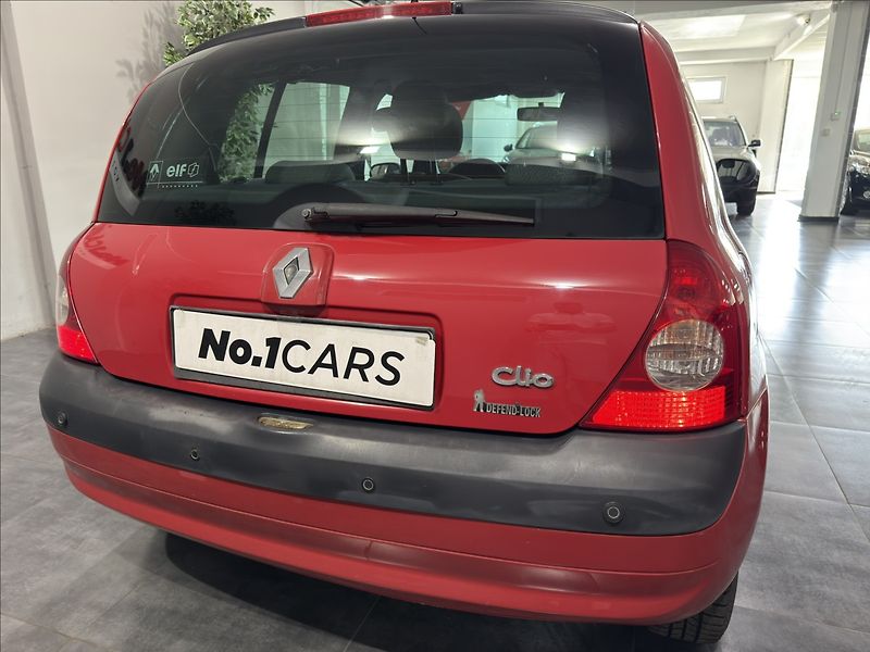 Renault Clio 1,2   i 135.000KM ZADNÍ ČIDLA - fotka 17 z 18