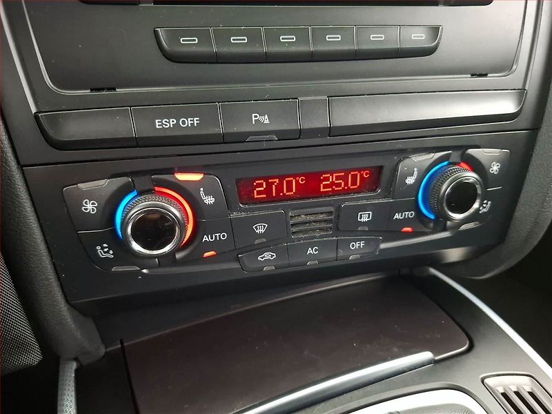 Audi A5 (2008) 3.2 FSI, Automat, Navi, Xenony - fotka 15 z 19