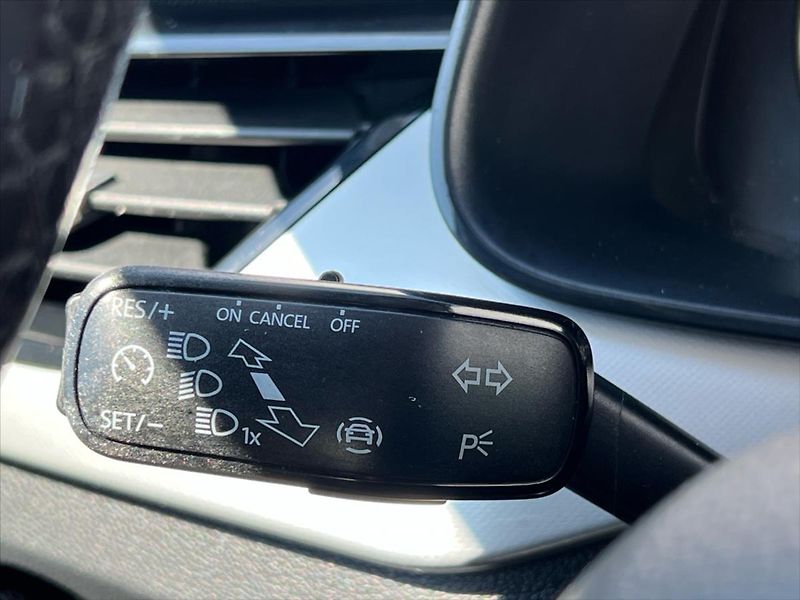 Škoda Scala 1,6 TDi 85kW AMBITION - fotka 19 z 23