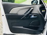 Citroën Grand C4 Picasso 2.0HDi MAN 7MÍST SERVISKA TAŽN - náhled 32