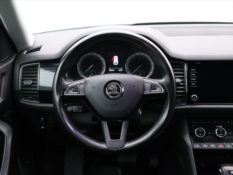 Škoda Kodiaq 2,0 TDI 140kW 4x4 DSG Style+ - fotka 14 z 26