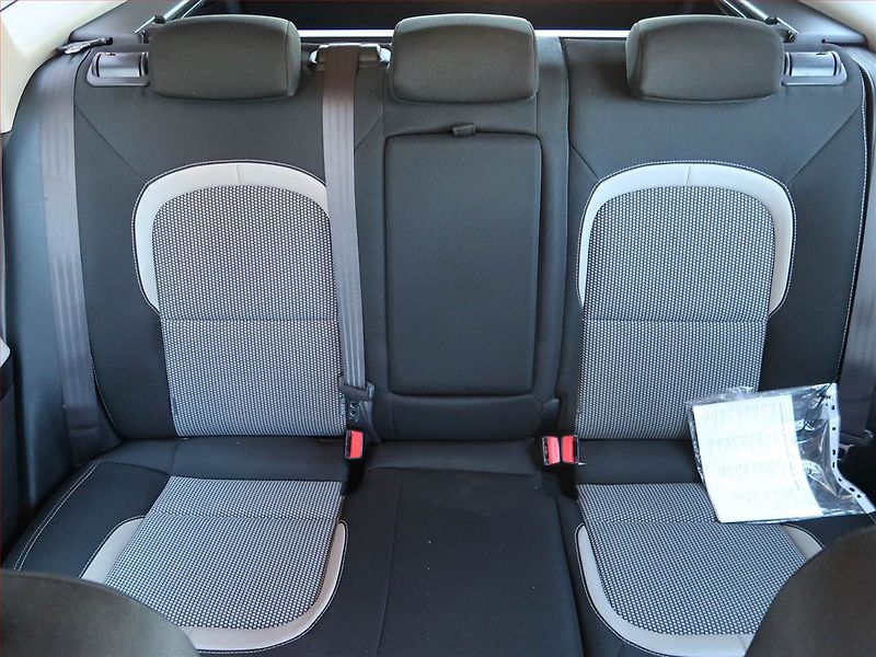 Kia Ceed (2013) Gold 1.6 GDI, Automat, Navi - fotka 10 z 18